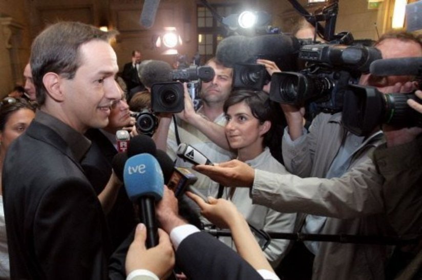 Scientologist answers media questions
