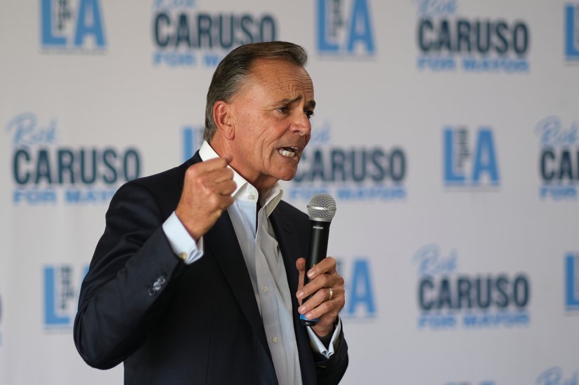 Rick Caruso & Karen Bass: Mi religión no es su herramienta política